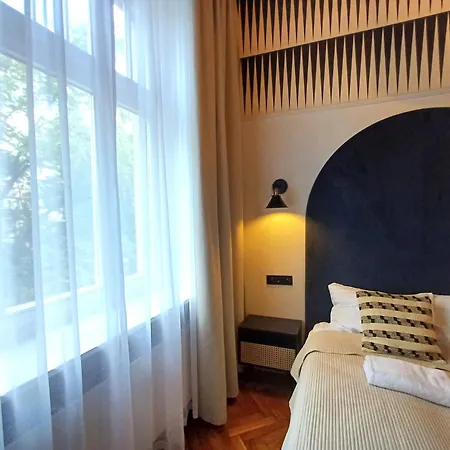 True Colors Old Town - Wawel & Vistula River - Homelike Kraków