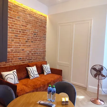 True Colors Old Town - Wawel & Vistula River - Homelike Apartament