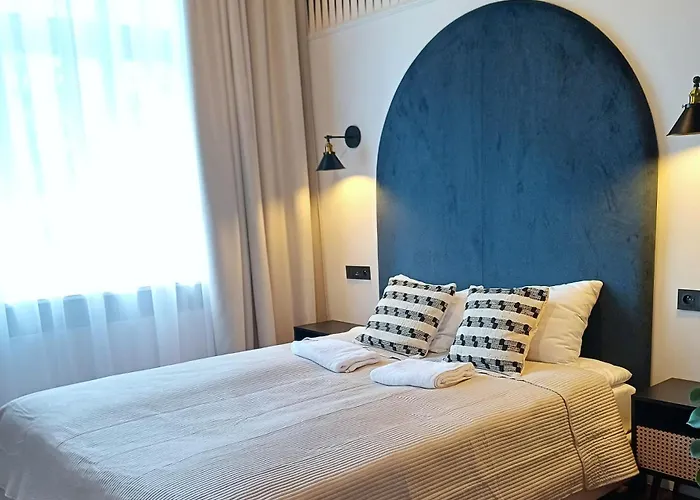 True Colors Old Town - Wawel & Vistula River - Homelike *