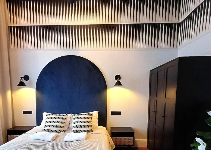 True Colors Old Town - Wawel & Vistula River - Homelike *